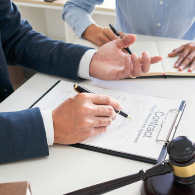 4 things to consider while consulting an attorney
