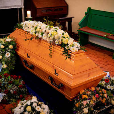 5 things to avoid doing at funerals