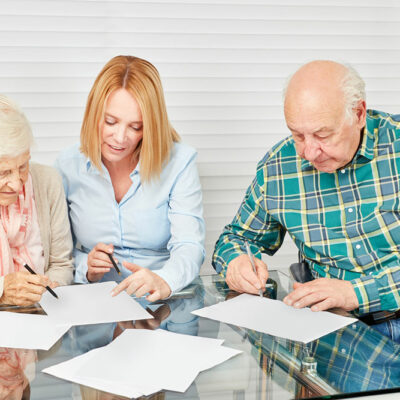 6 tips for seniors to choose the best life insurance policy