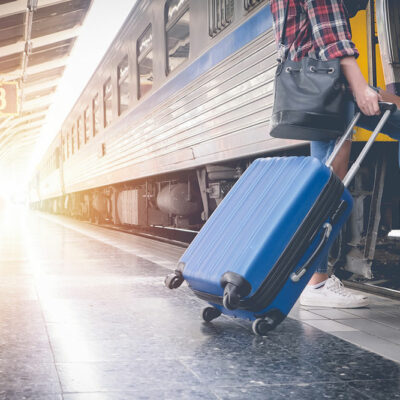 5 mistakes to avoid while traveling by train