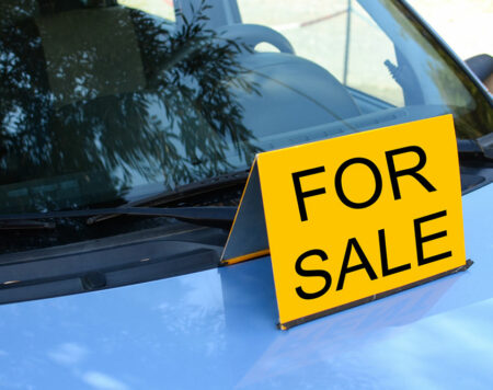Tips to sell a used car online and ways to determine its value